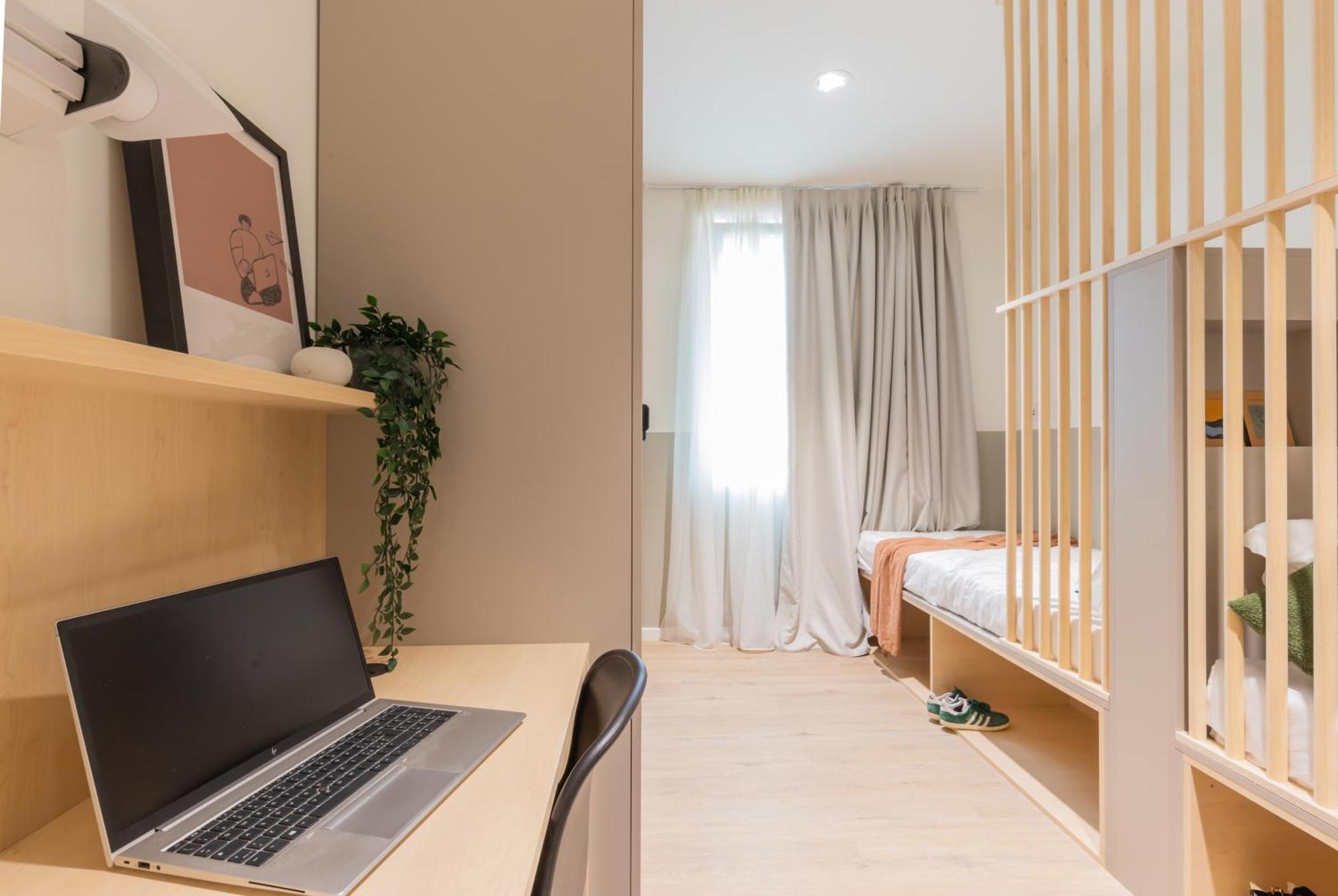 Well-Located Campus Rooms Near City Park, Milan
